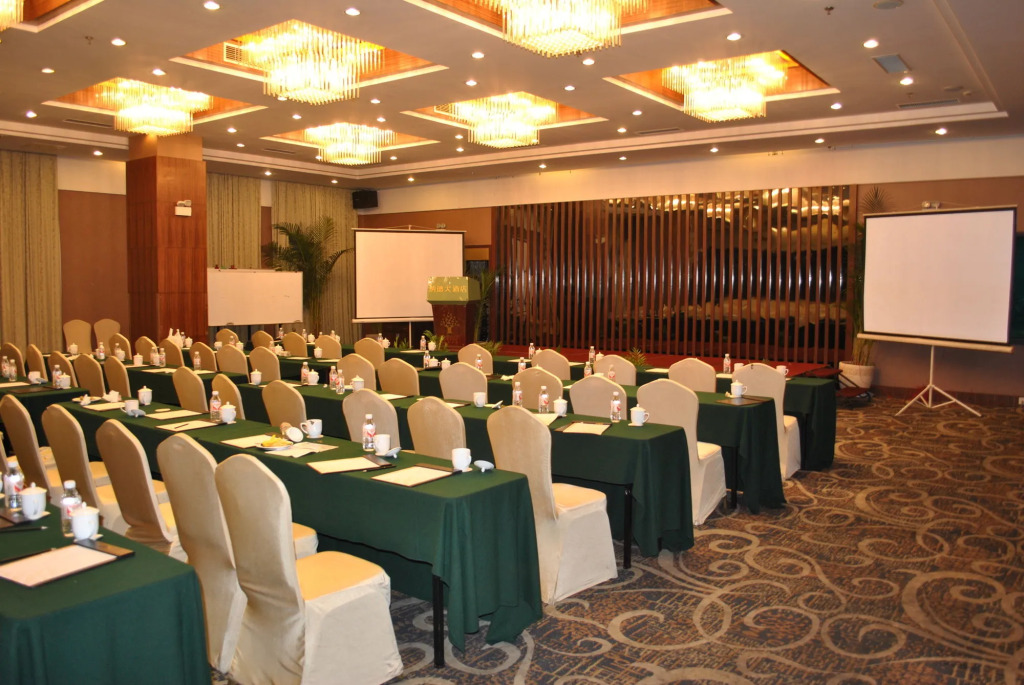 Nade Hotel