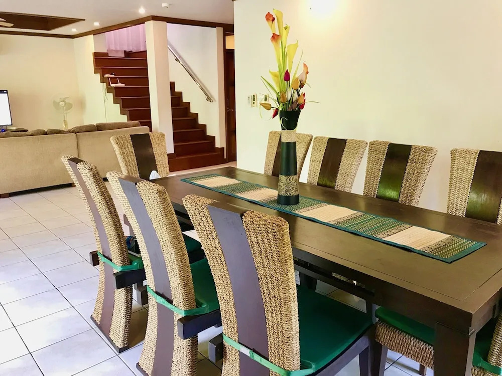 7 Bedroom Twin Villas on Beach Front Resort