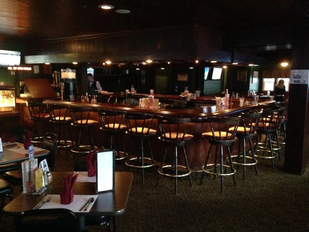 Freds Inn Restaurant & Lodging