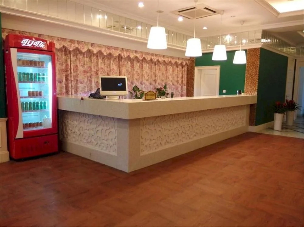 Yazhi Business Hotel