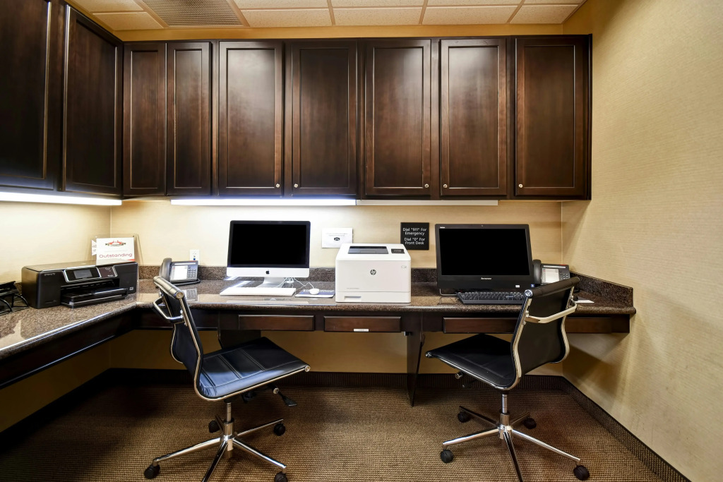 Hampton Inn & Suites Folsom