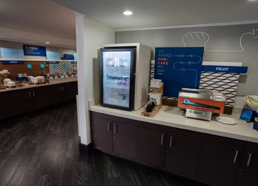 Holiday Inn Express Hickory - Hickory Mart by IHG