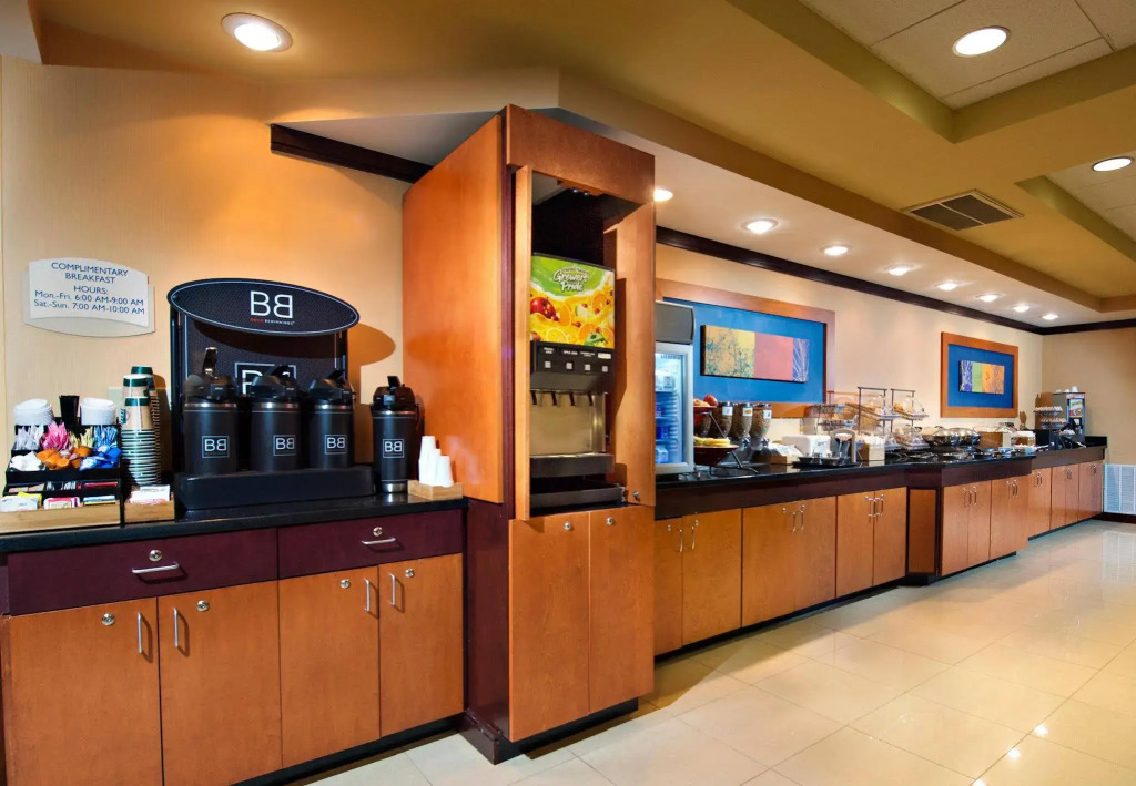 Fairfield Inn & Suites by Marriott Charleston Airport/Convention Center