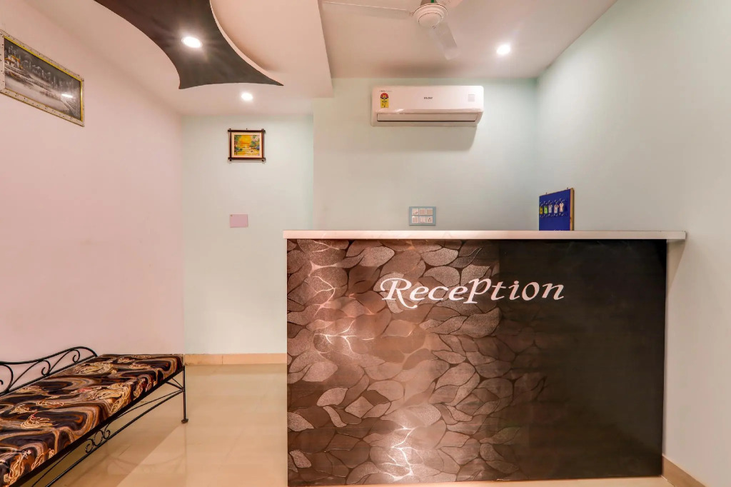 The Sheher Inn by OYO Rooms