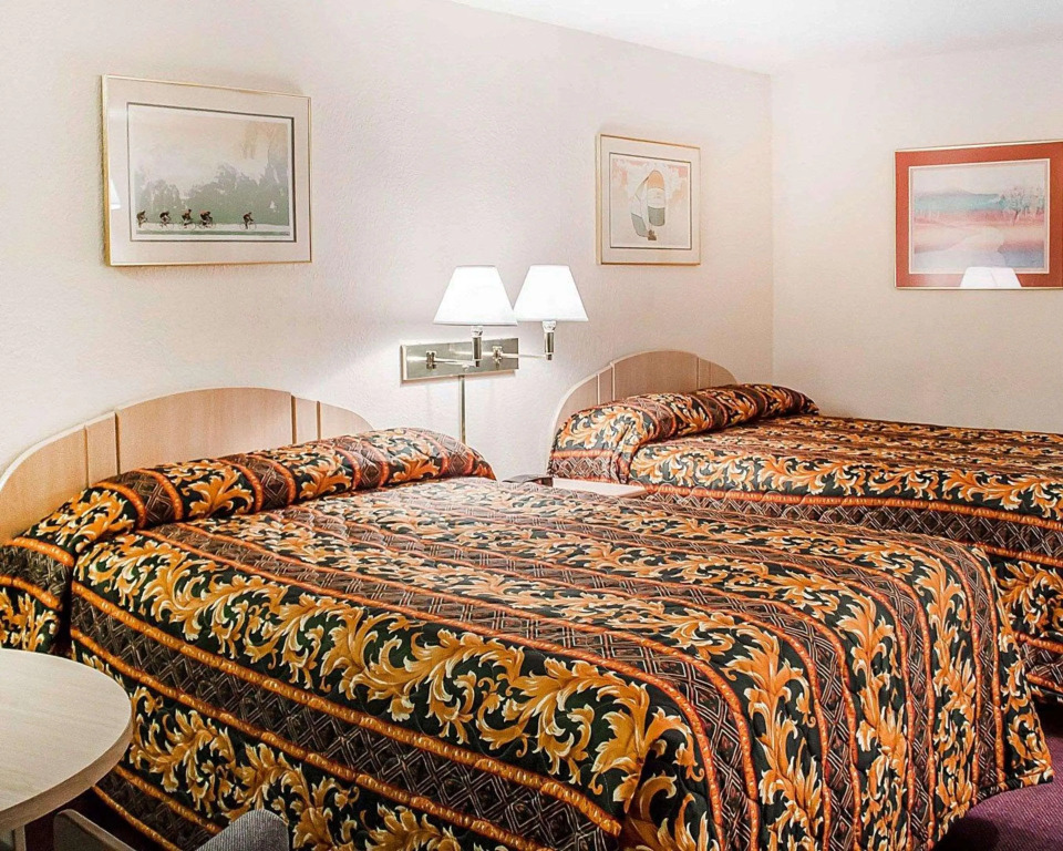 Rodeway Inn