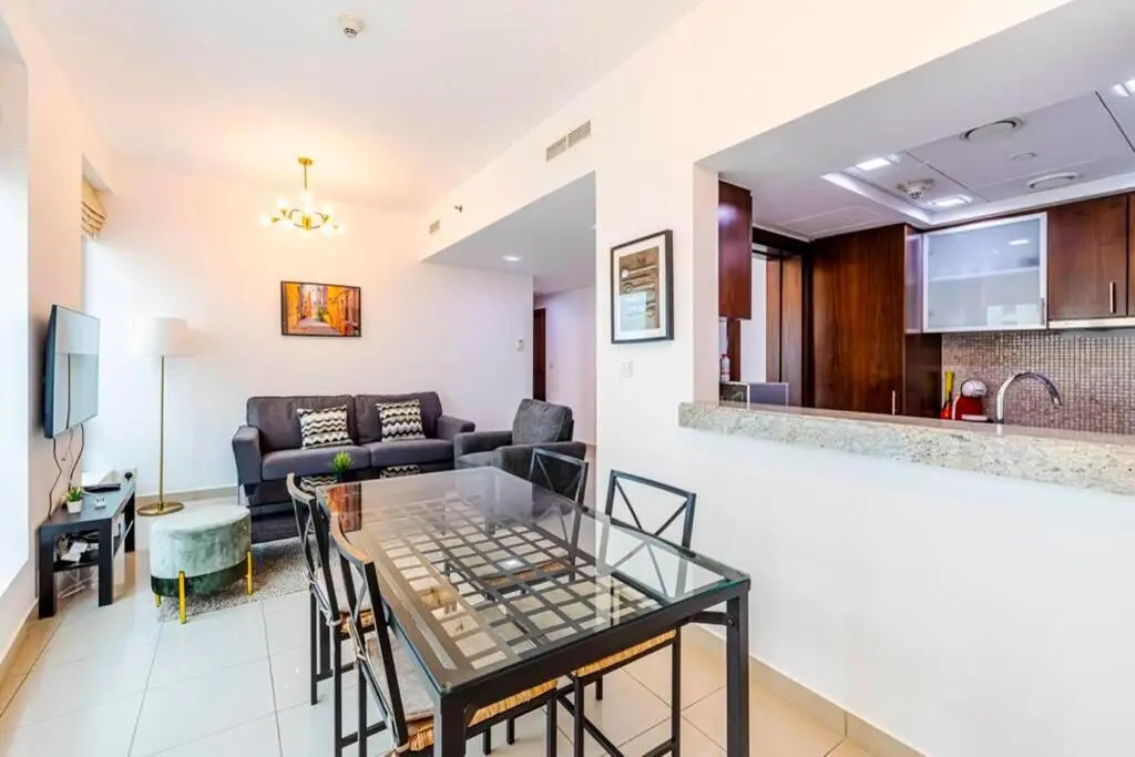 TAKOMA Home