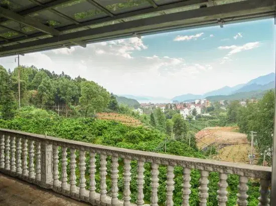 TOWO Holiday Homestay (Yongxiu Xihai)