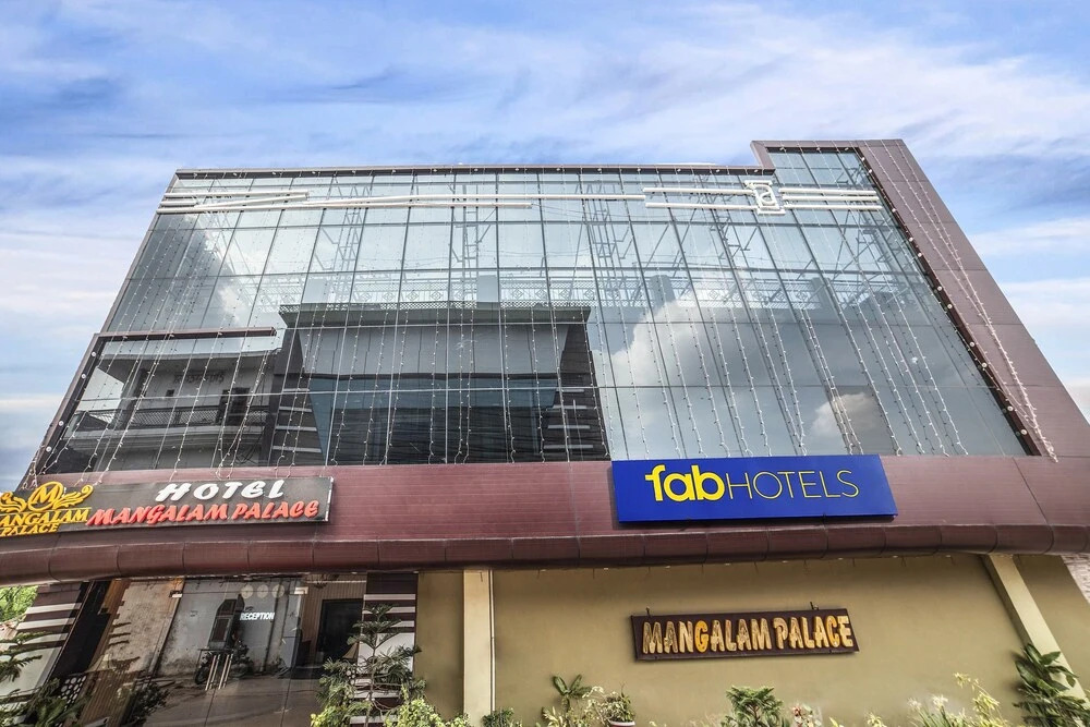 FabHotel Landmark Awadh