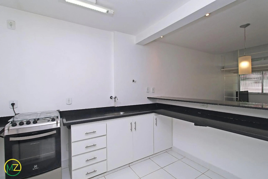 Apartamento de 2 quartos econômico e espaçoso no charmoso bairro do Leme para 8 pessoas