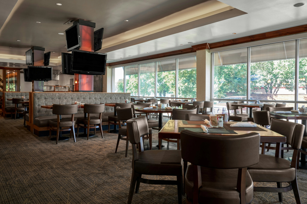 DoubleTree by Hilton Hotel Dallas - Love Field
