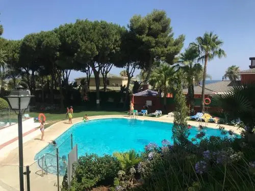 Loger Confort Apartments Beach&Pool