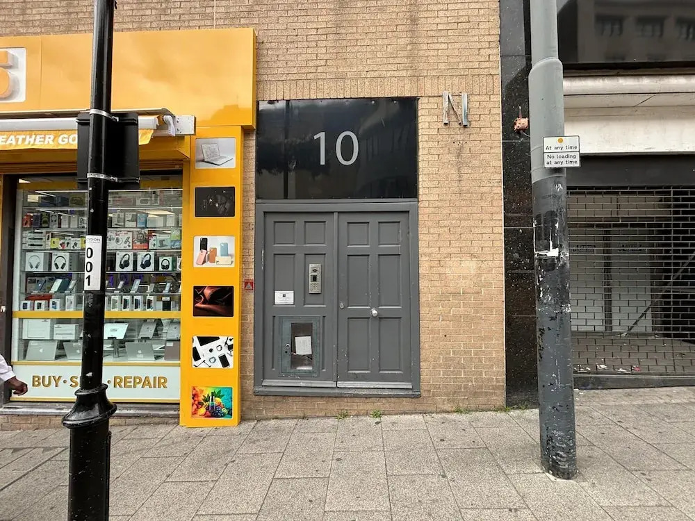 Sleeps 2 Studio -central Croydon London -wifi & Tv