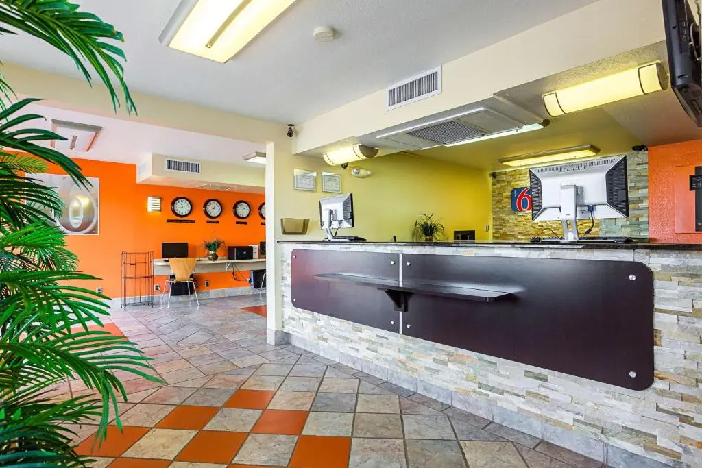 Motel 6-Holbrook, AZ