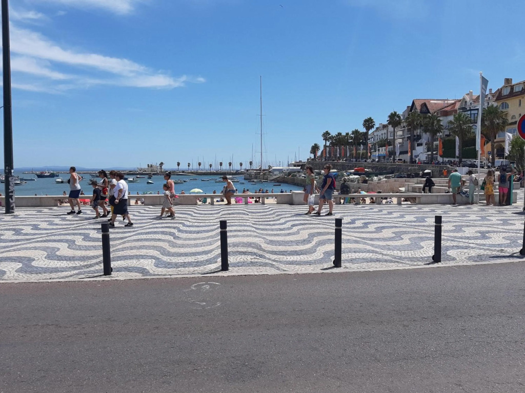 Cascais-Estoril BEACHFRONT Apartments