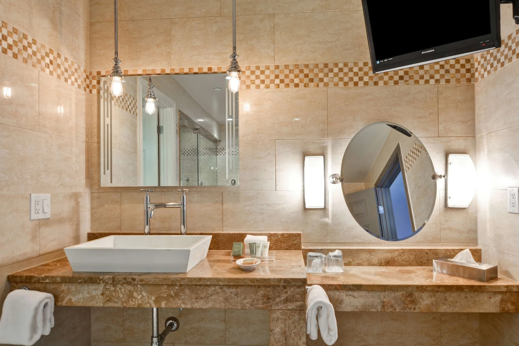 The Cincinnatian Curio Collection by Hilton