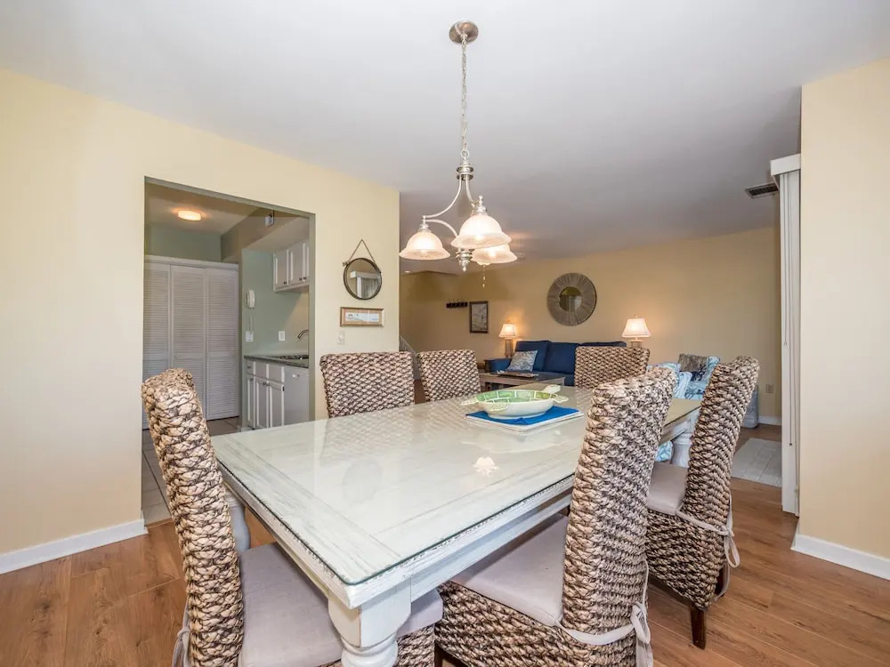 Turnberry Village 241