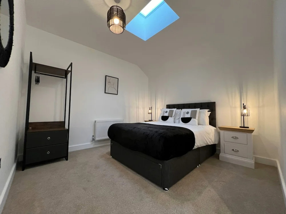 Isleworth Apartments