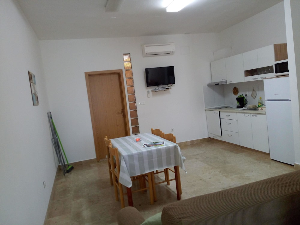 Apartments Ivana