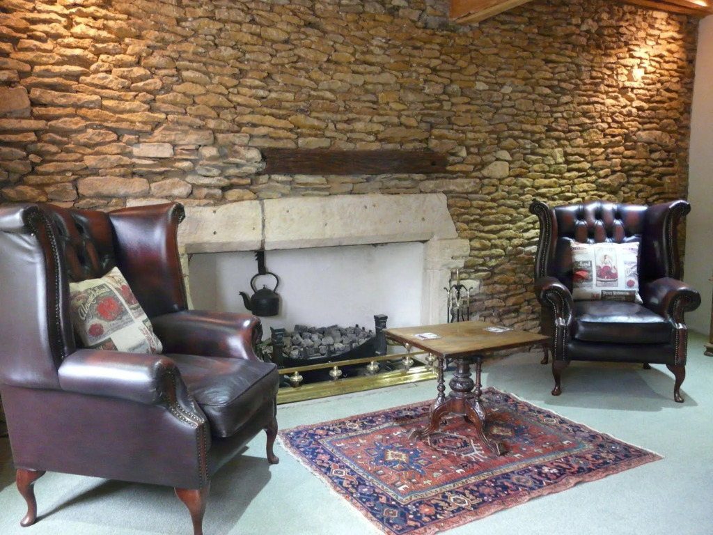 Old Swan Inn Lechlade