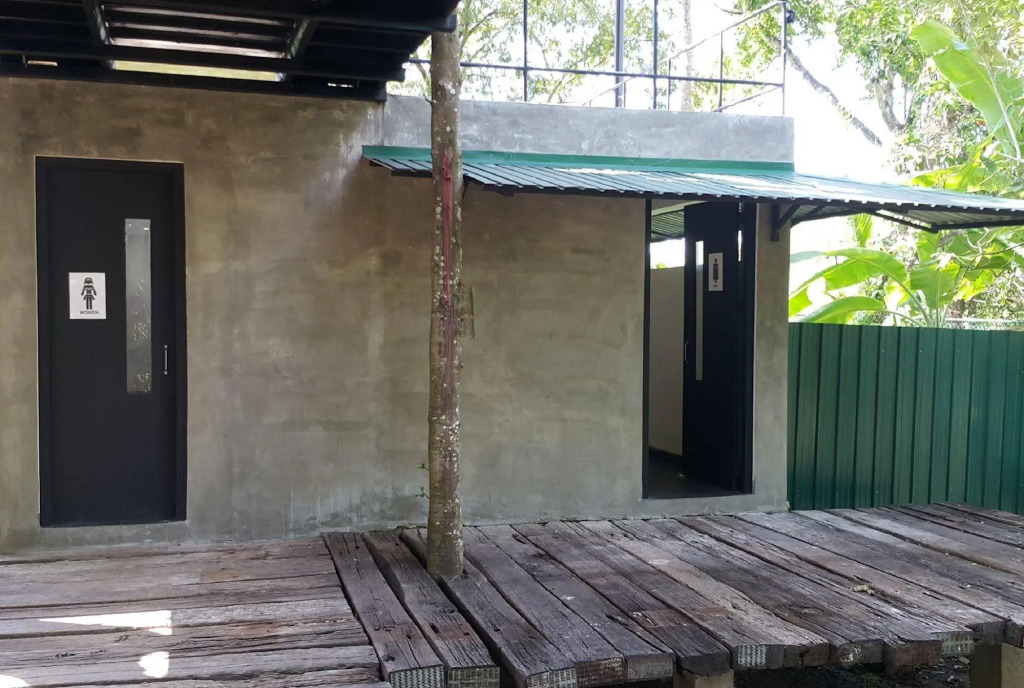 Hangover Hostels Seeduwa