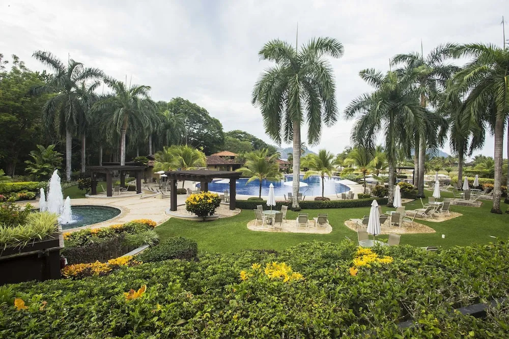 Bella Vista 3F 3 bdr beach club view in Los Suenos