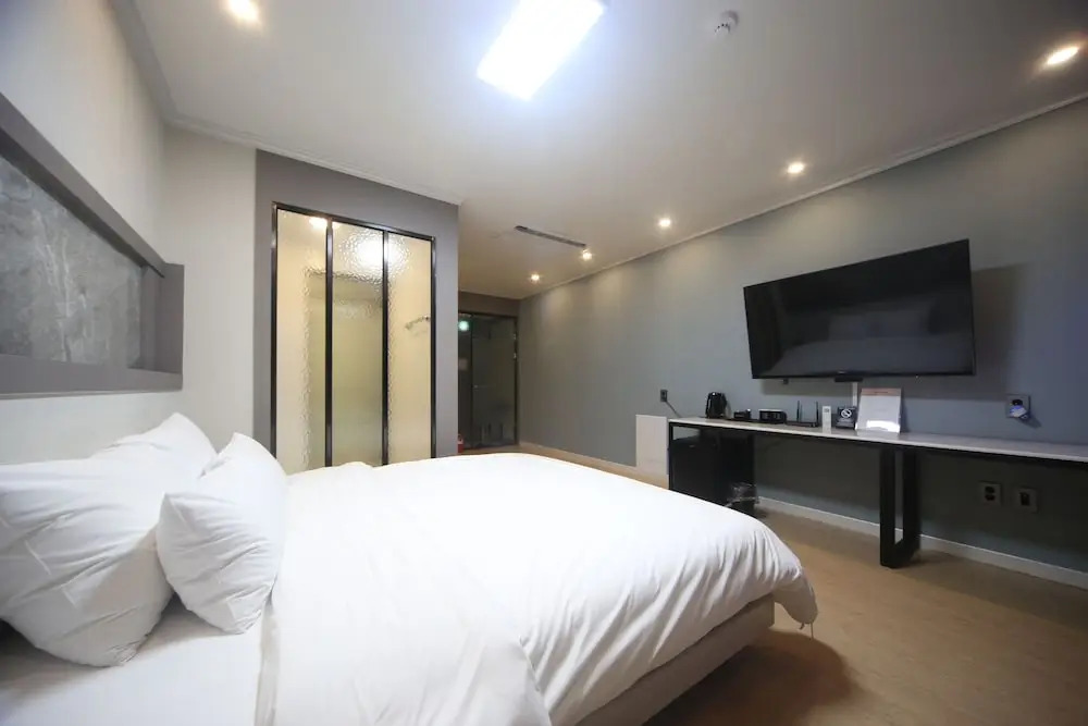 Busan Gangseo Gulangdong Besti Hotel