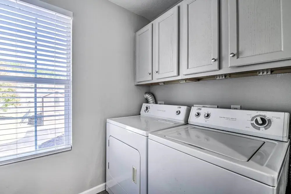 Branson Condo w/ Balcony: Near Silver Dollar City
