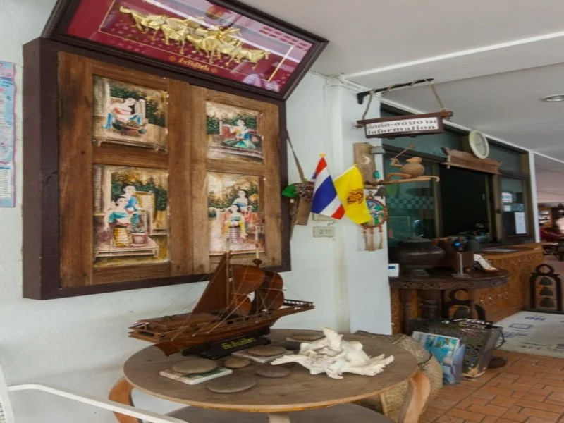 Huahin Place Guest House