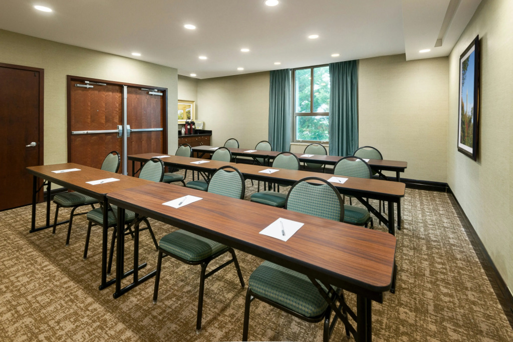 Hampton Inn & Suites National Harbor/Alexandria Area