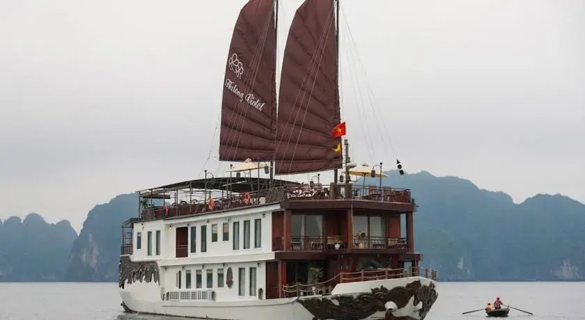 Violet Cruise - Heritage Line