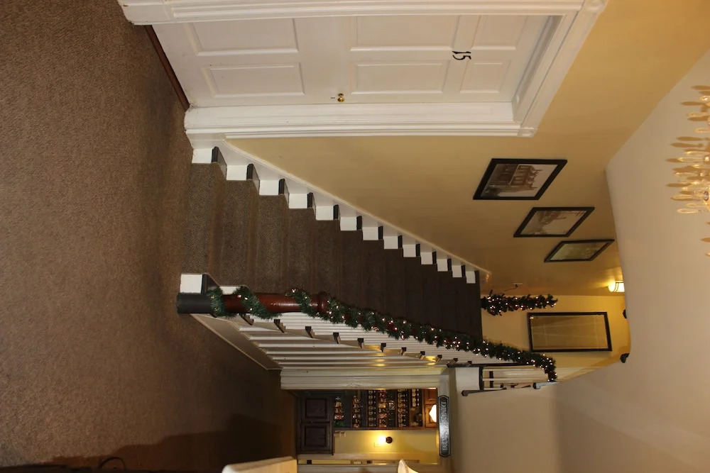Casselman Inn