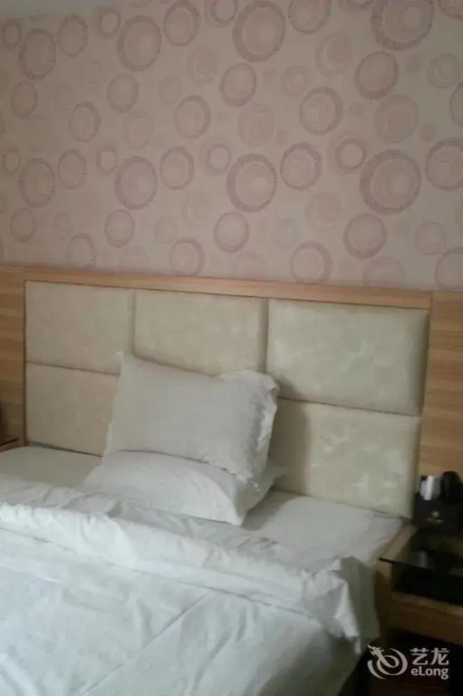 Yaxuan Hotel