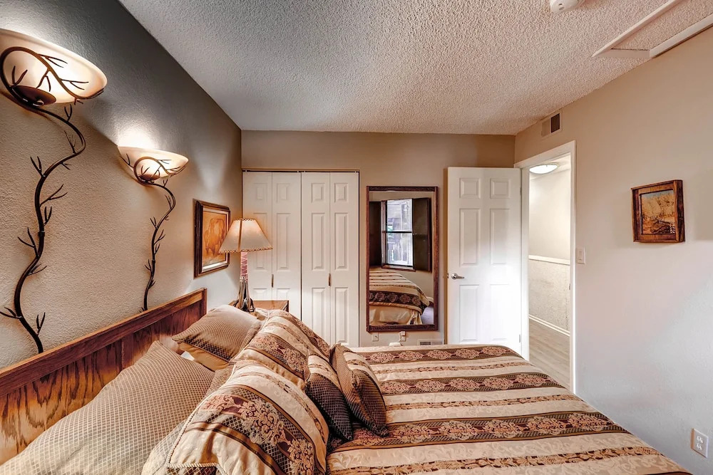 Mountainside Condominiums by Bighorn Rentals