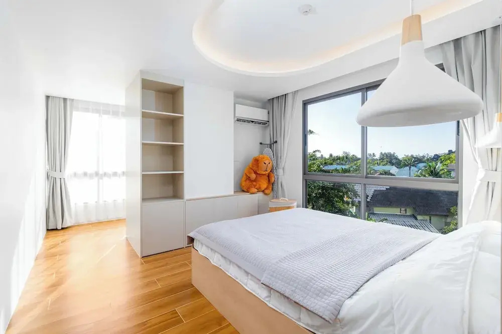 2BR Close to Beach  Pool Views C256