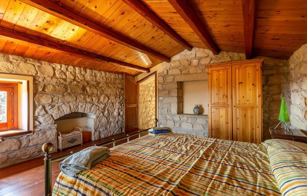 Awesome Home in Ragusa With 5 Bedrooms, Wifi and Private Swimming Pool