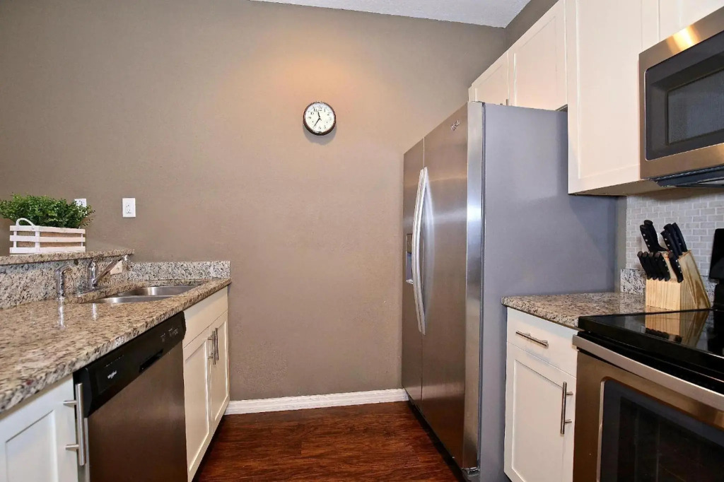 Brand new Townhouse in gated community super close to Disney
