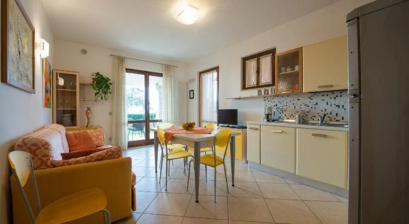 ApartmentsGarda - Canevini Residence