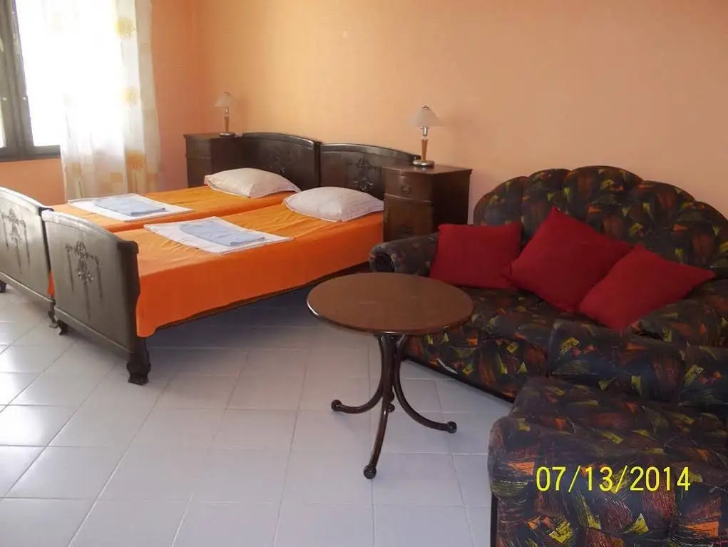 Guest House Mano