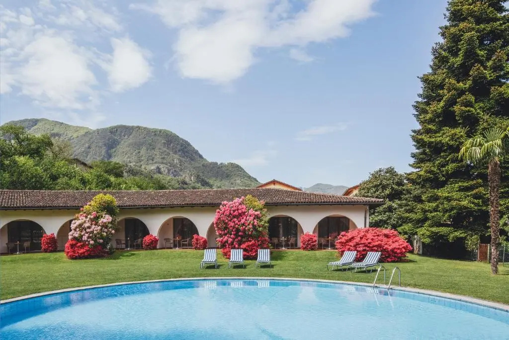 Hotel Garni Elena, Pool & Garden