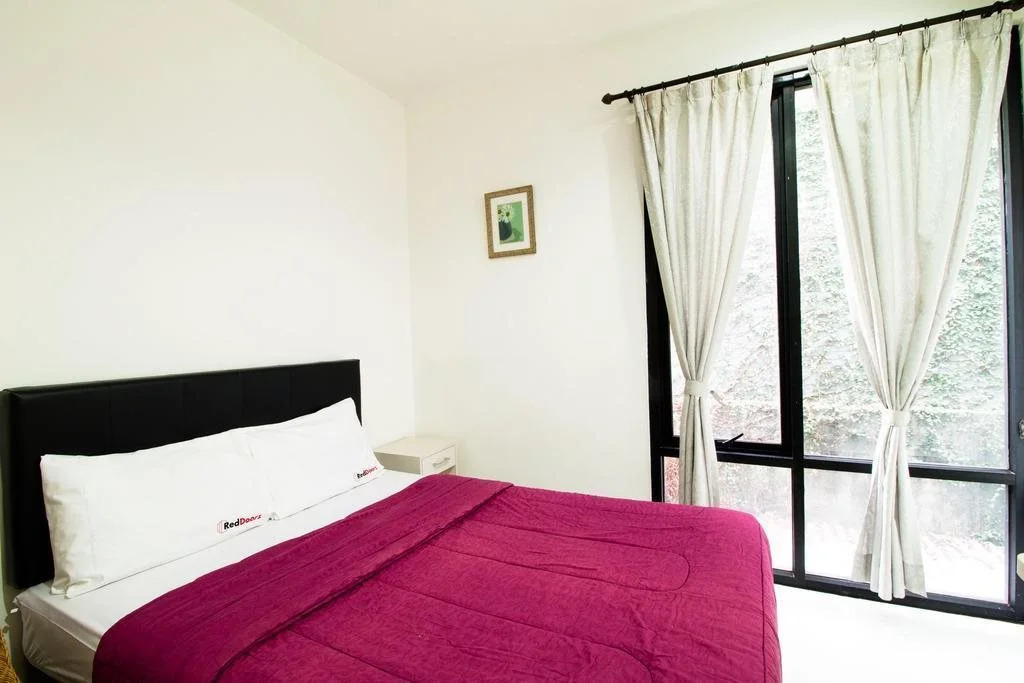 RedDoorz Apartment @ Cilandak