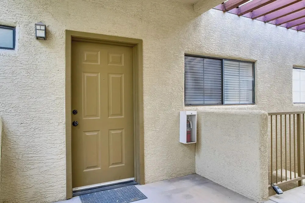 Unwind Poolside! Condo 1 Mi to South Mountain Park