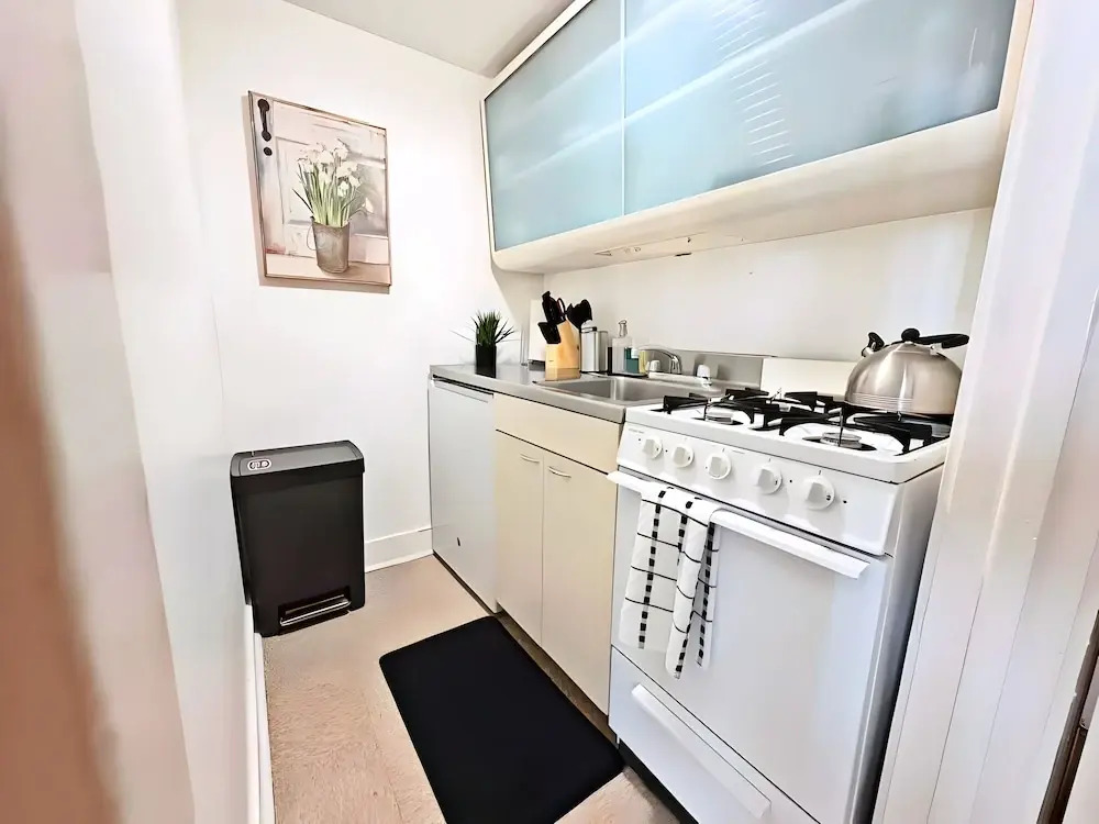 Studio in Gold Coast - SP 1204