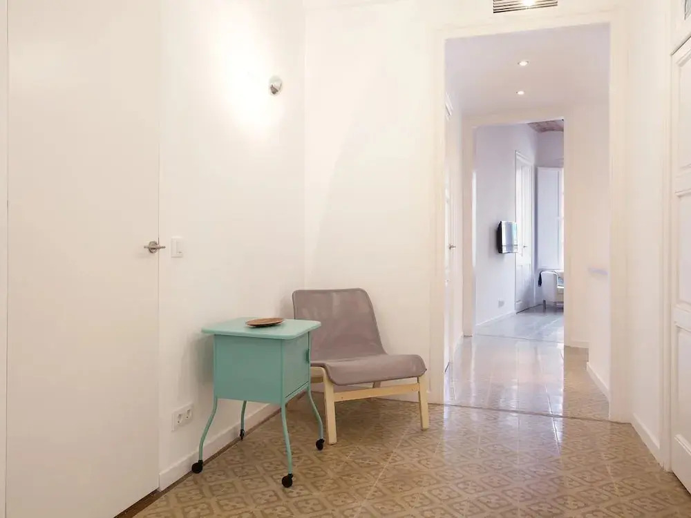 Modernist Flat - Sagrada Familia