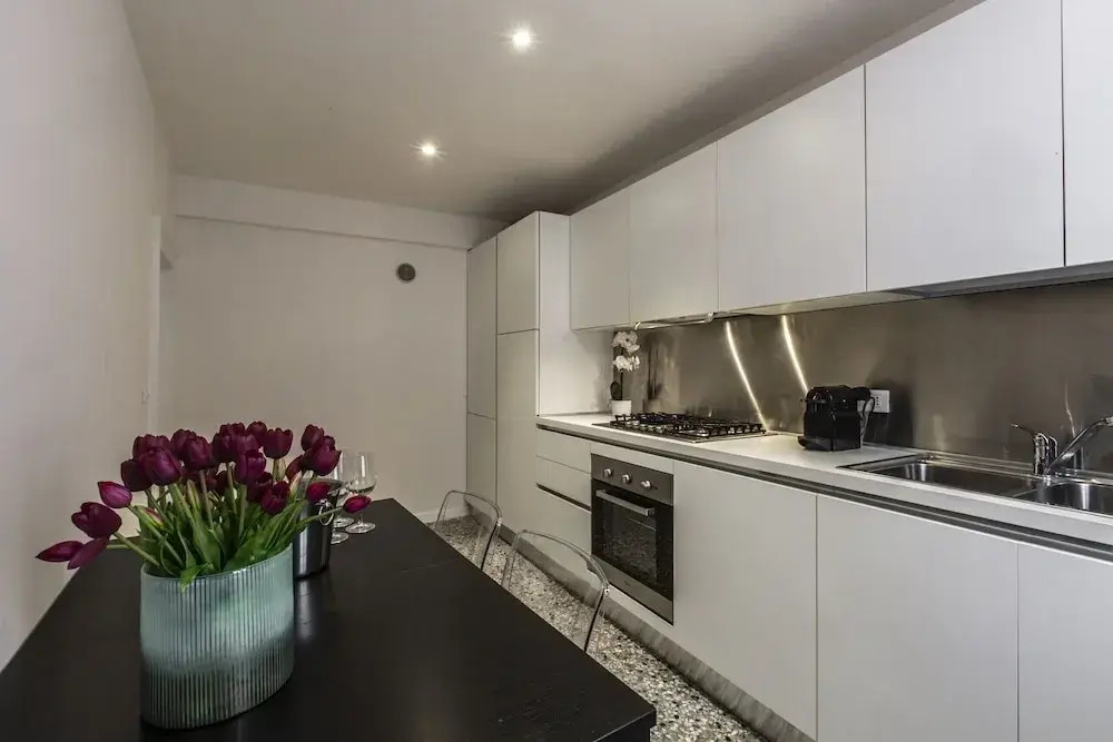 Charming Apartment on the Grand Canal