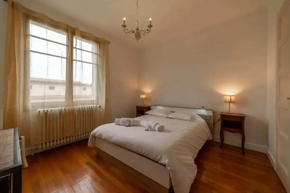 Bonlieu Private apartment