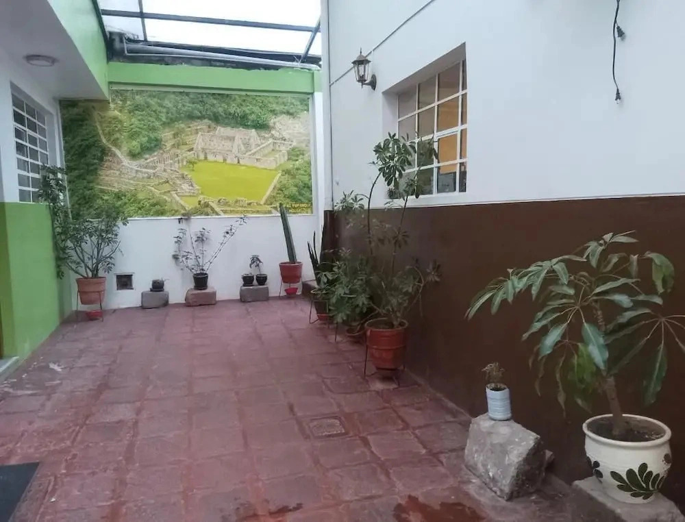 Tupac Yupanqui House