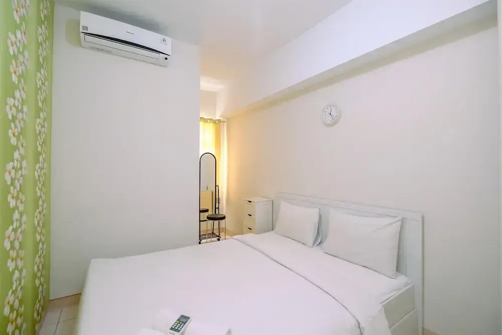 Minimalist and Comfort 2BR at Springlake Summarecon Bekasi Apartment By Travelio