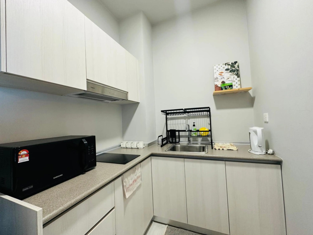 Jesselton Quay Staycation by Vluma Suites