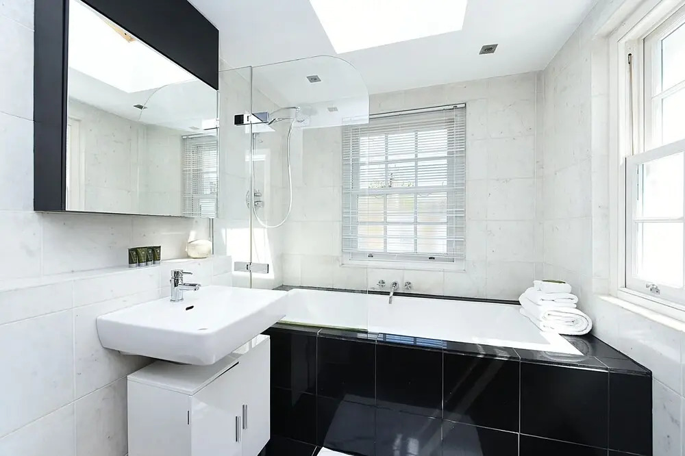 Stylish 2BR Home in Notting Hill