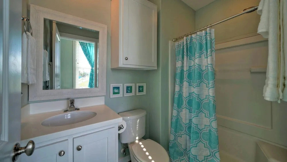 Terrace Landing Trio by Avantstay Sleeps 36 3 Coastal Home + Shared Pool + Golf Cart Zone Old Town Port A Dining